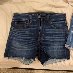 American eagle high rise shortie size 6. Worn 2 times. Like new